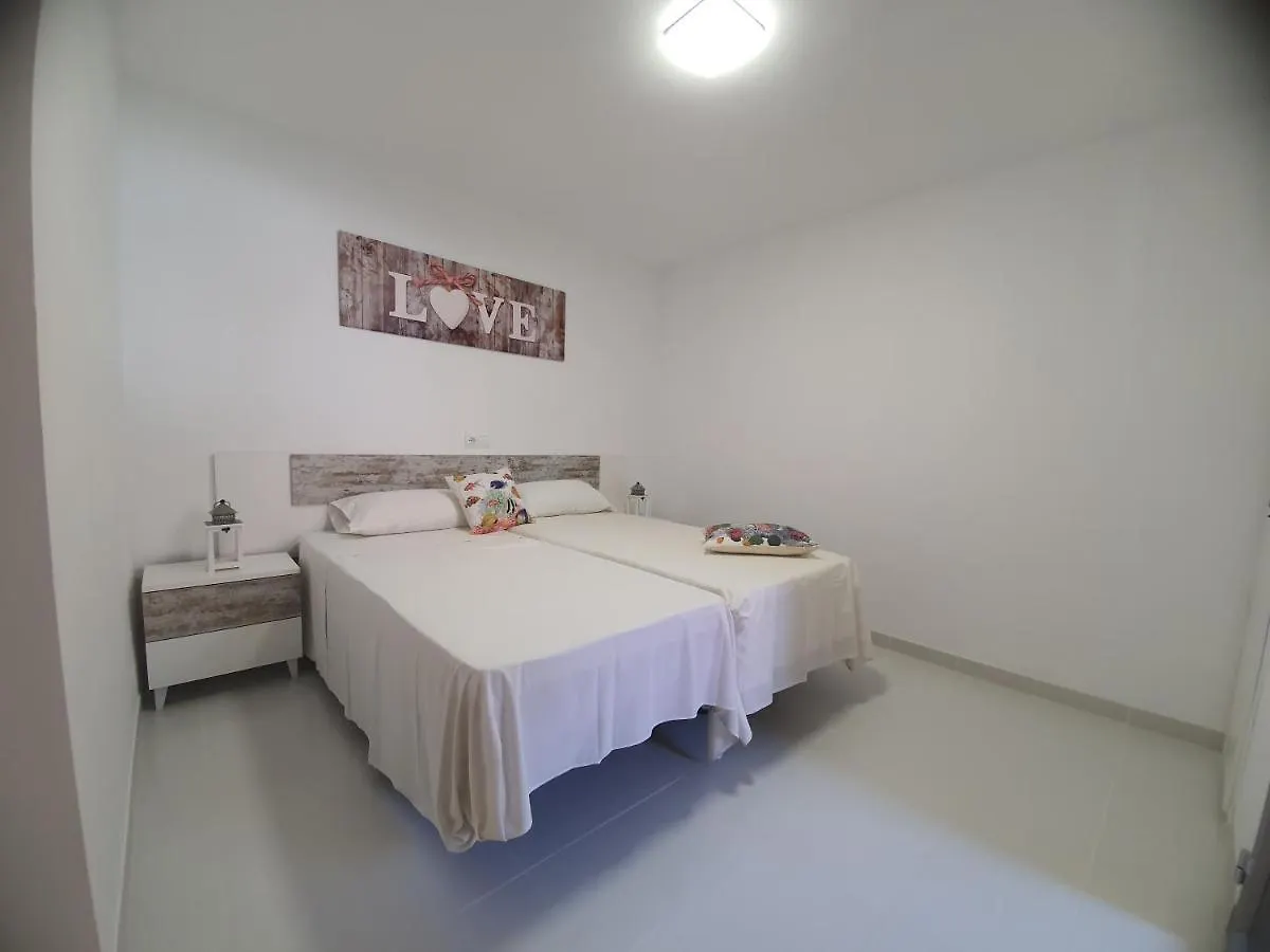 Amazing Luxe Seaview Beach Salou 0*,